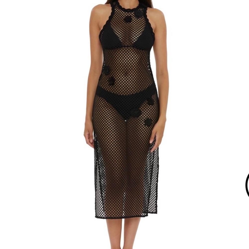 BECCA BY REBECCA VIRTUE
Crochet Maxi Dress
